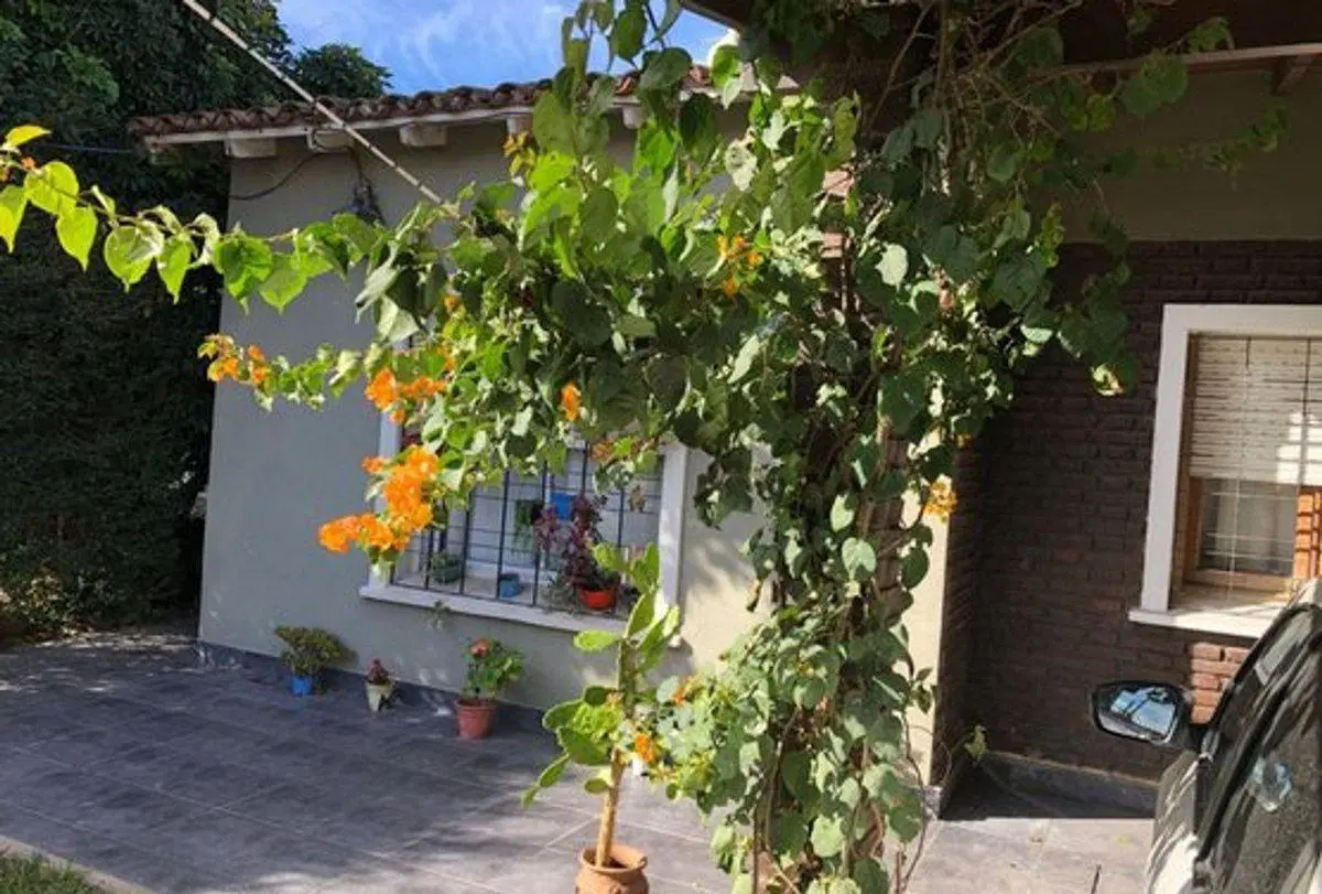 VENTA casa 3 ambientes APTA CRÉDITO Longchamps 3