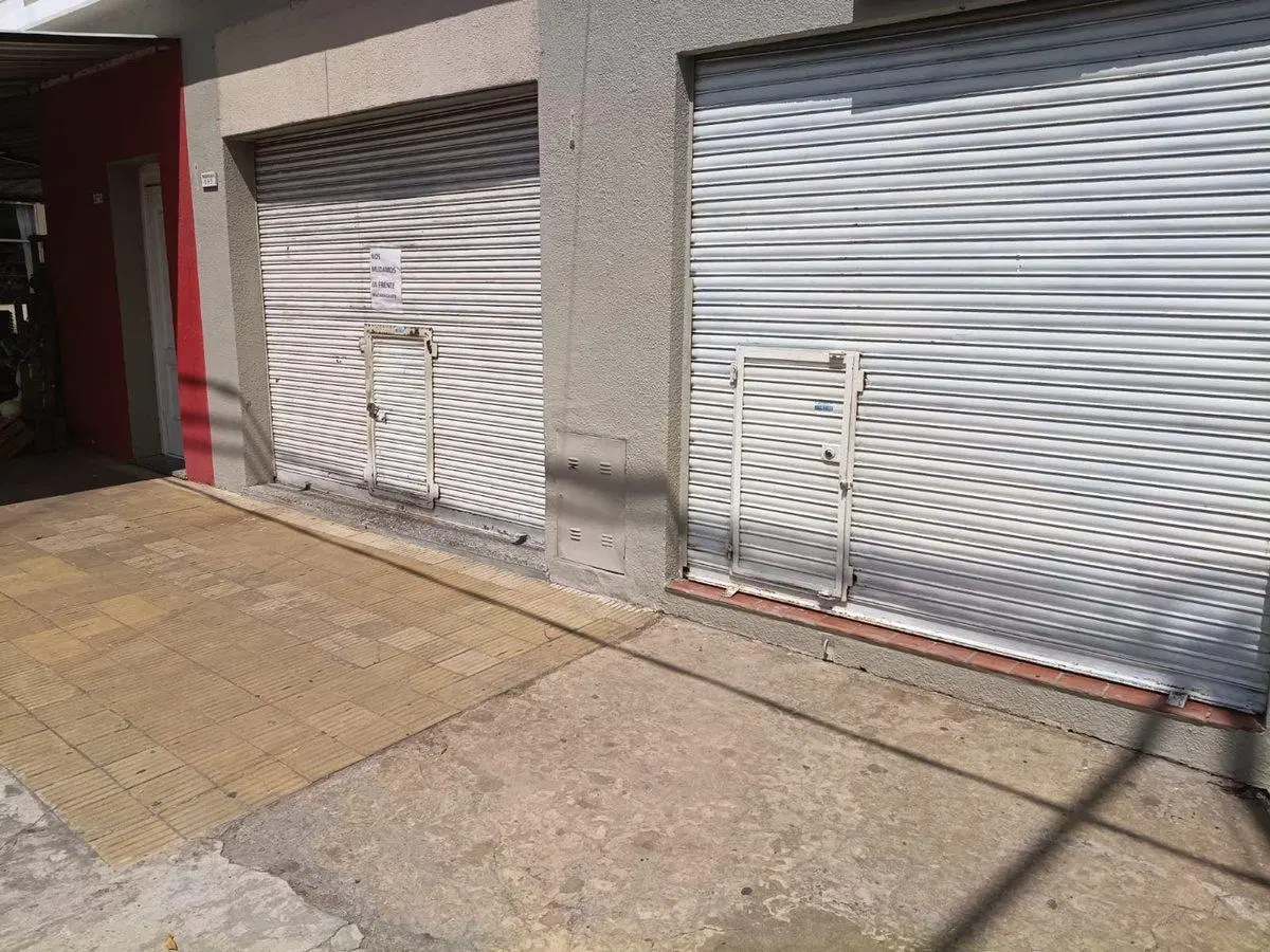 ALQUILER LOCAL CON DEPARTAMENTO EN LUIS GUILLON 4