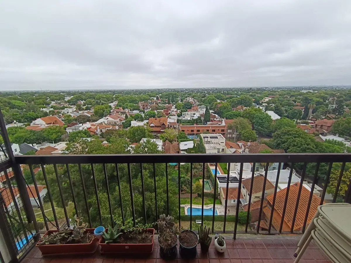 DEPARTAMENTO EN VENTA 4 AMBIENTES CENTRO BANFIELD 3