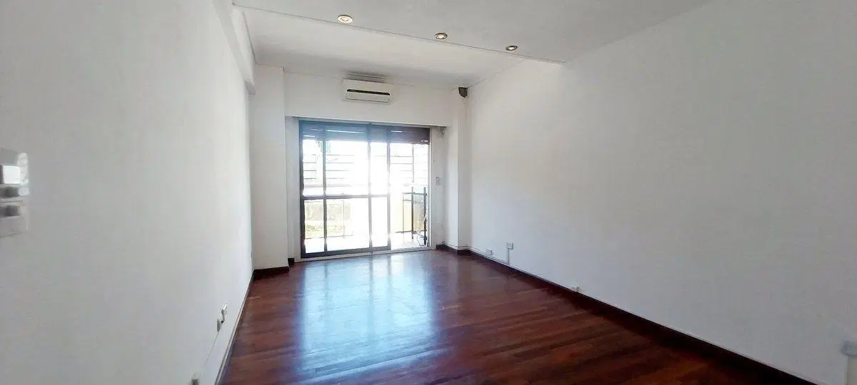 Depto 2 ambientes c/balcon Alquiler, Avellaneda 5