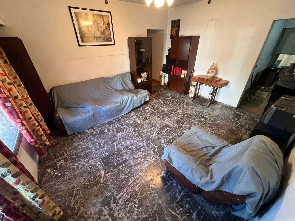 CASA 4 AMBIENTES EN VENTA EN LANUS 2