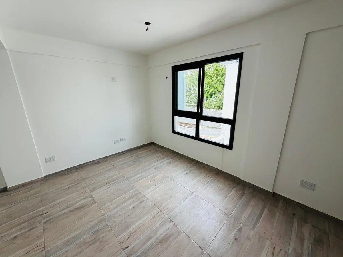 Departamento monoambiente venta Lomas de Zamora 5
