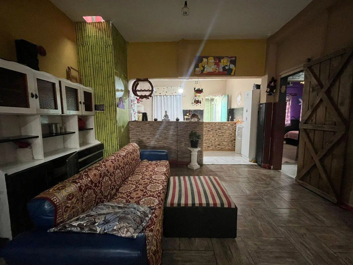 CASA EN VENTA 4 AMBIENTES TEMPERLEY FONDO LIBRE 2