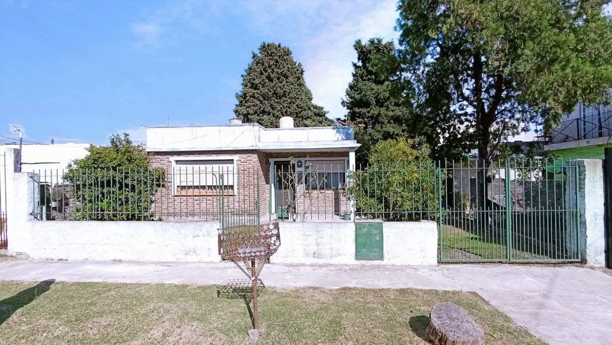Casa en venta de 4 ambientes en Glew 4