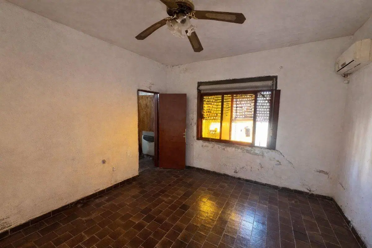 PH 3 AMBIENTES EN VENTA LOMAS DE ZAMORA CON PATIO 4
