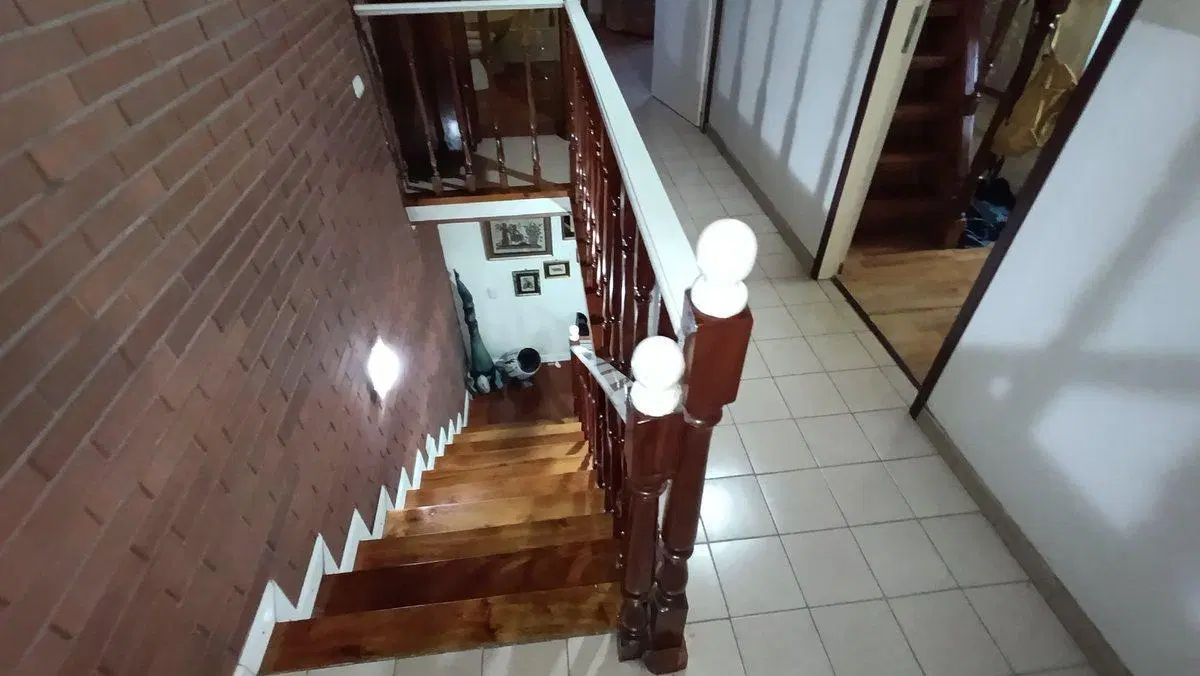 Venta Casa con PH y Deposito comercial 4