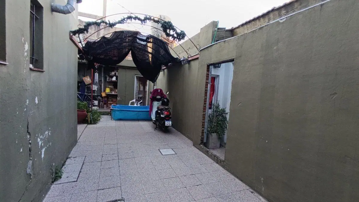 Venta Casa con PH y Deposito comercial 2
