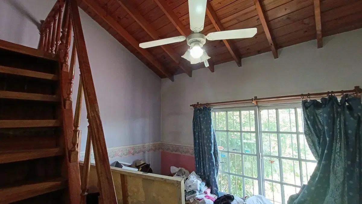 Venta Casa con PH y Deposito comercial 3