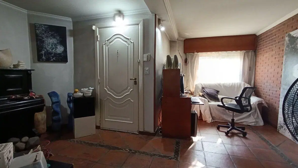 Venta PH esquina de 4 ambientes y cochera 2