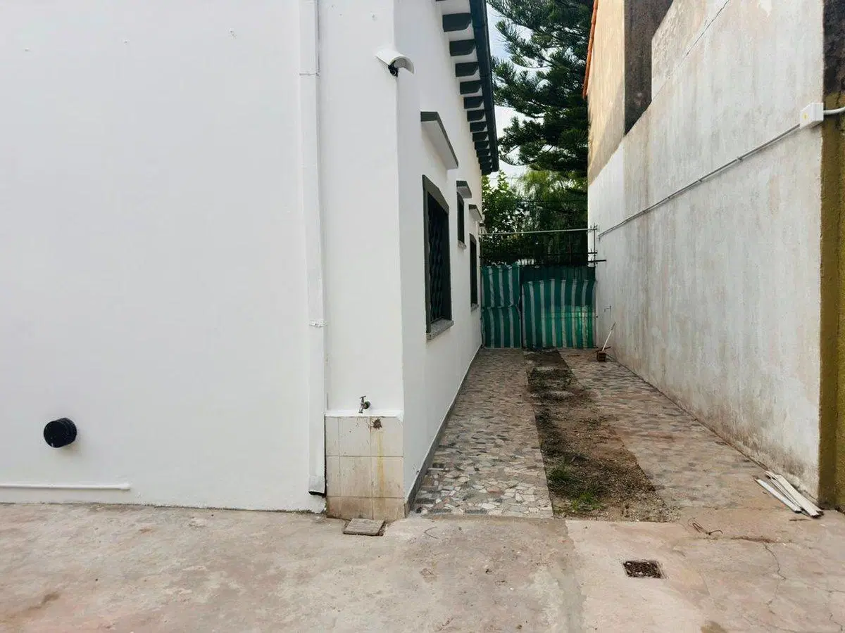 Alquiler 2 Dorm Garage Patio Jardin al Frente 5