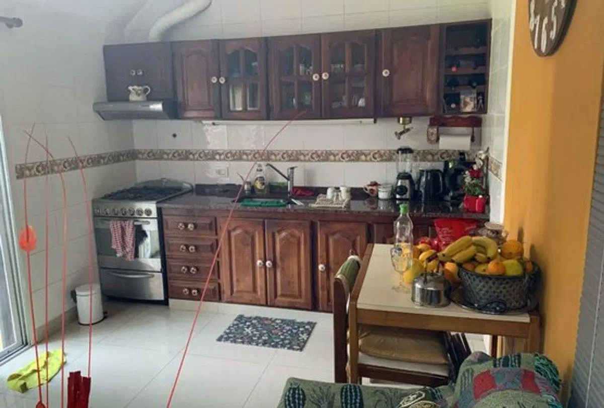 CASA 3 AMBIENTES EN VENTA  LOMAS DE ZAMORA 5