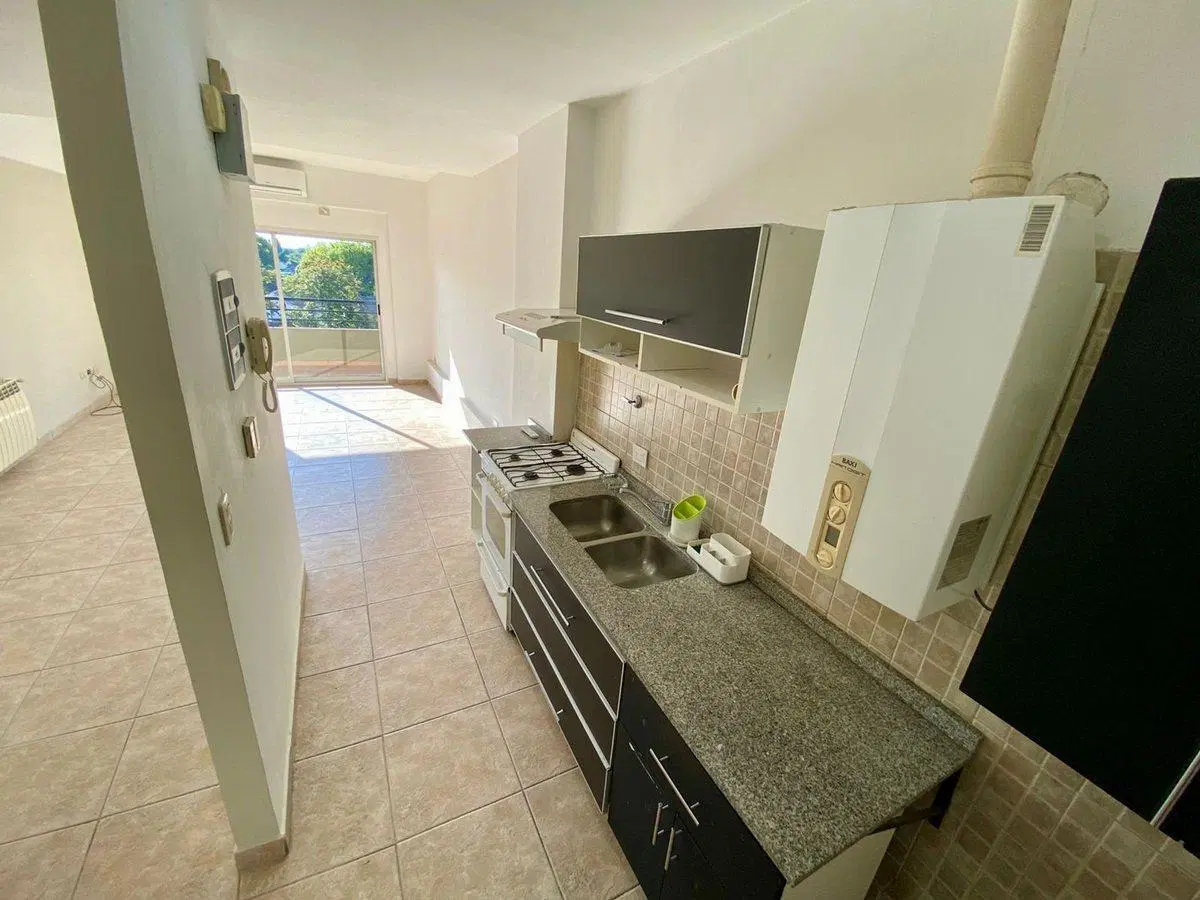 DUPLEX 3 AMBIENTES EN VENTA EN ADROGUE 2