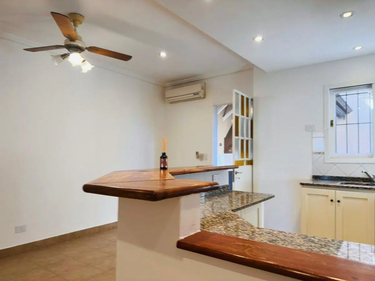 CASA 3 DORMITORIOS 2 BAÑOS EXCELENTE ZONA 5
