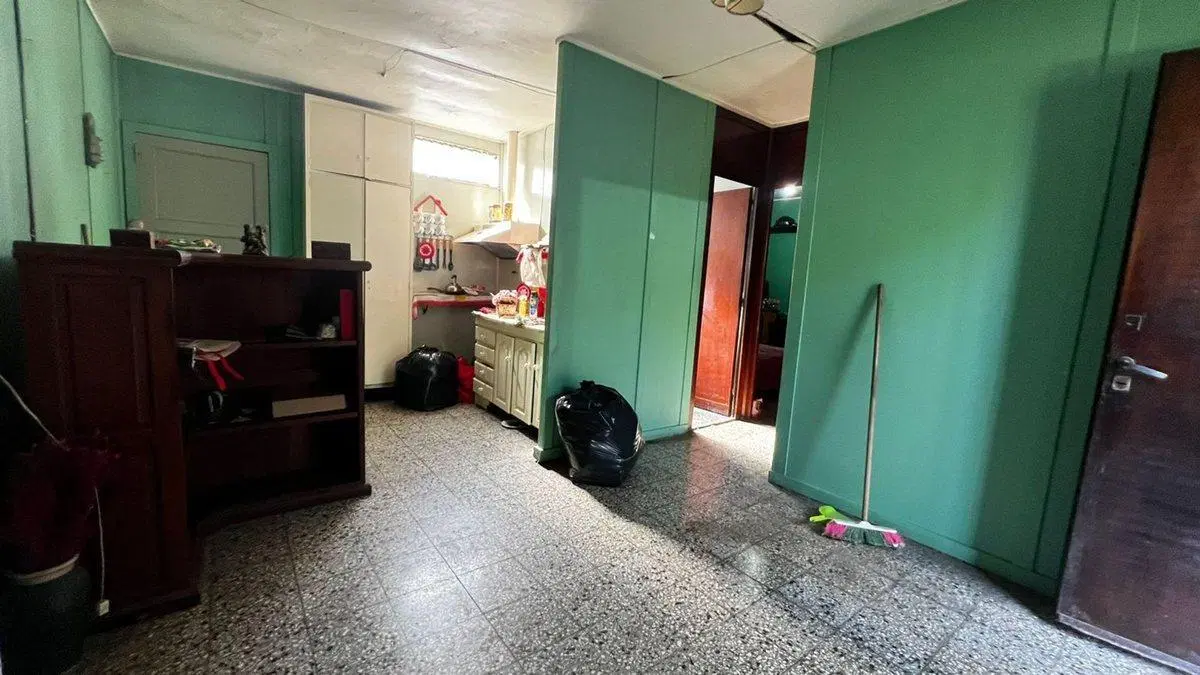 VENTA CASA 3 AMB LOTE 12X17 LANUS 2