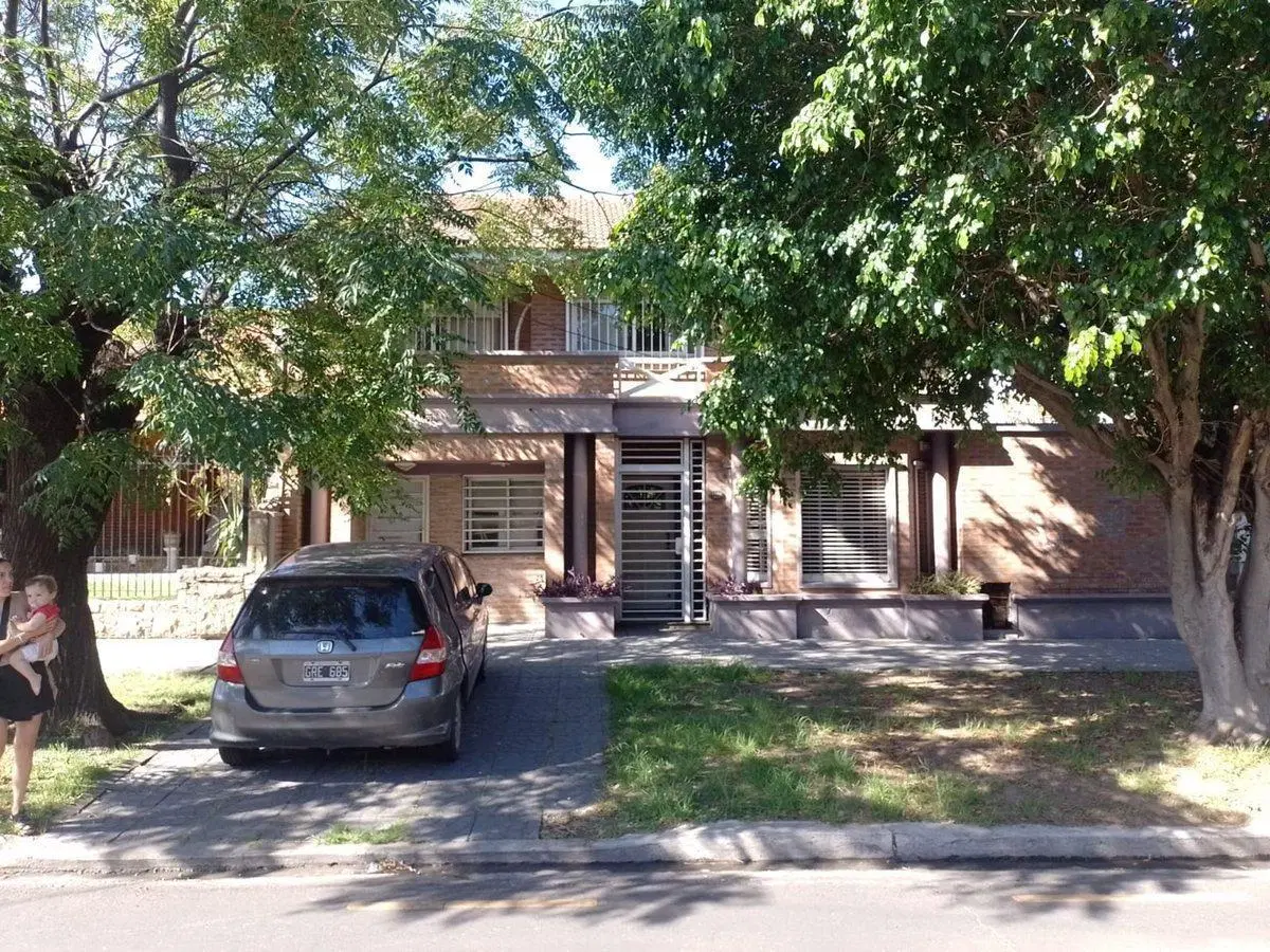 Casa 4 ambientes en venta, Lomas de Zamora, patio 5