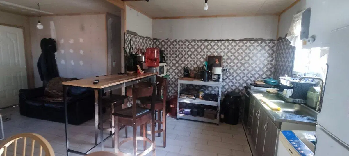 CASA 3 AMBIENTE VENTA BARRIO SANTA ANA GLEW 4