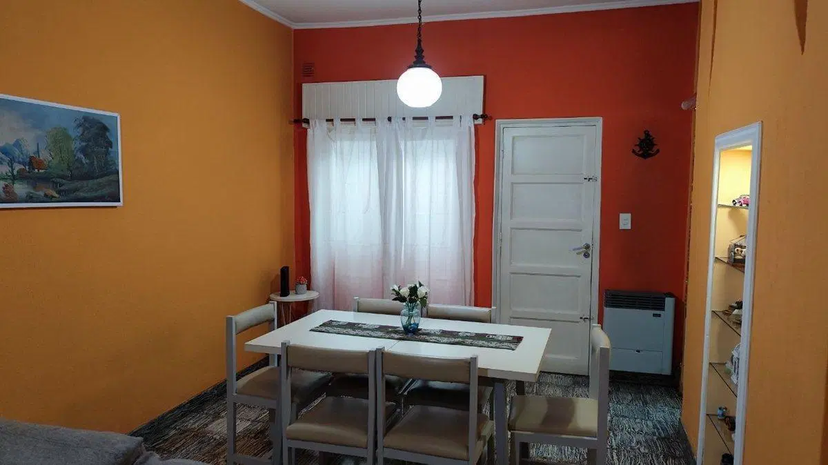 CASA  3 AMBIENTES VENTA APTO CREDITO LUIS GUILLON 3