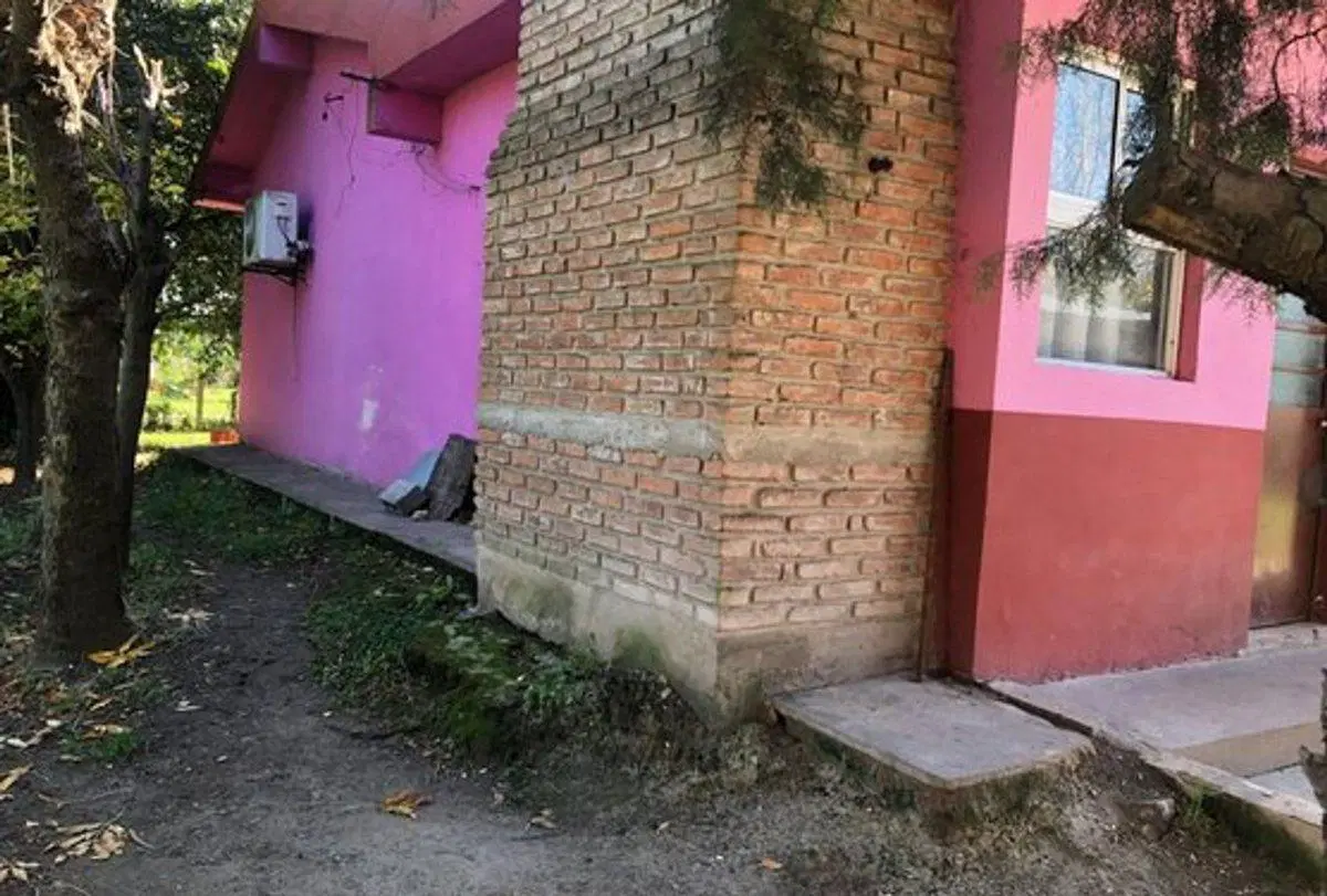 VENTA casa con lote de 4.159 mts,Florencio Varela 2