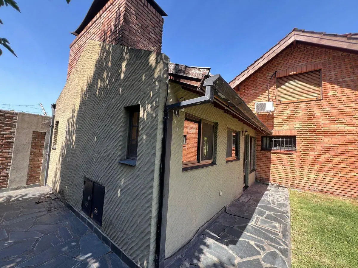 CASA VENTA 5 AMB PATIO+QUINCHO+PILETA A/CREDITO 5