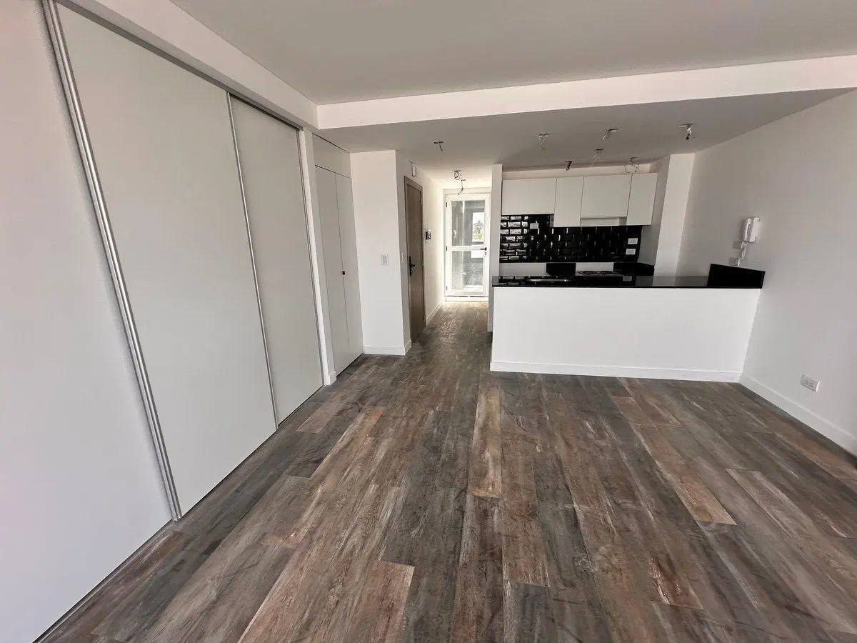 DEPARTAMENTO MONOAMBIENTE EN VENTA VALENTIN ALSINA 5