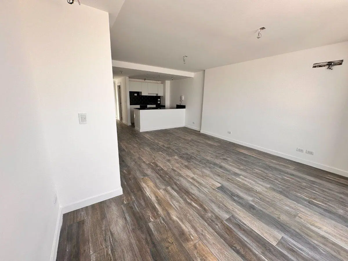 DEPARTAMENTO MONOAMBIENTE EN VENTA VALENTIN ALSINA 2