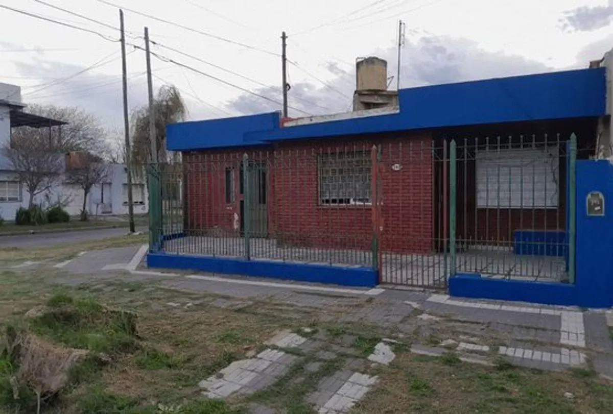 PH EN VENTA CON PATIO LOMAS DE ZAMORA 2