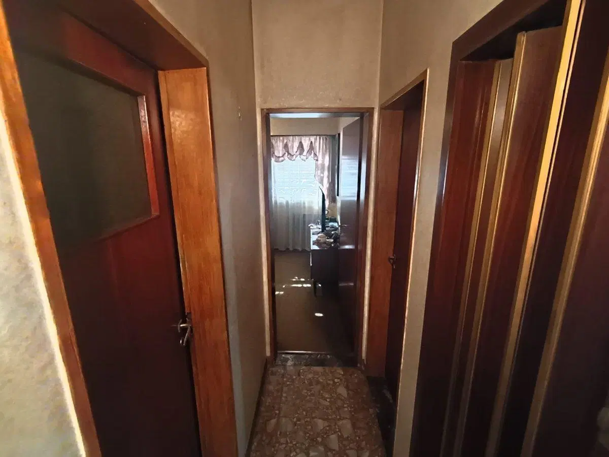 CASA EN VENTA 3 AMB CON DEPTO Y QUINCHO LAVALLOL 8
