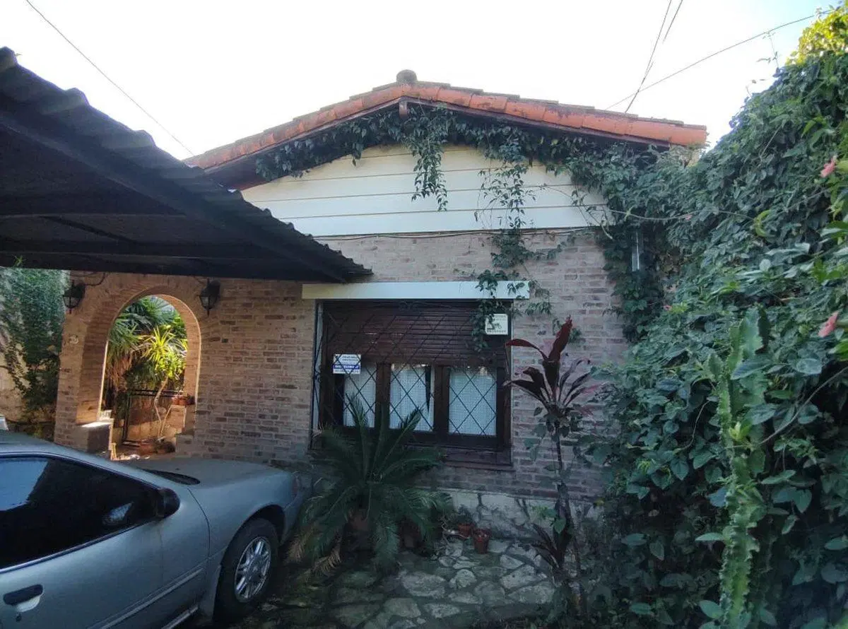 CASA 5 AMBIENTES EN VENTA GRAN PARQUE ADROGUE 4