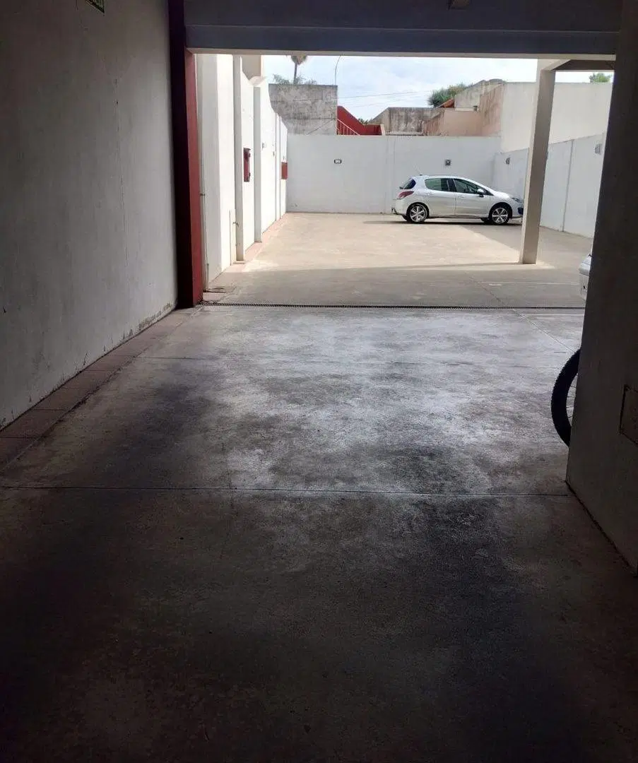 VENTA COCHERA LOMAS DE ZAMORA 5