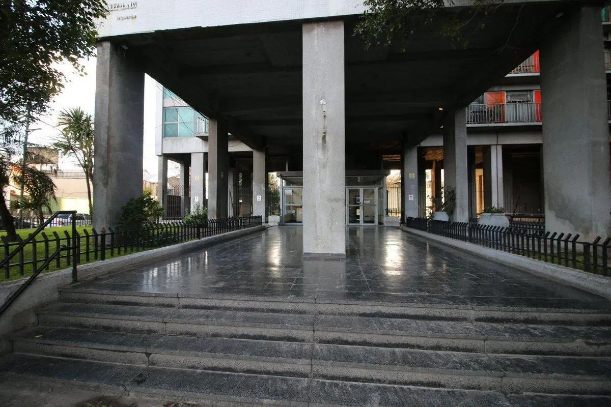 VENTA DEPARTAMENTO TRES AMBIENTES PARQUE PATRICIOS 5