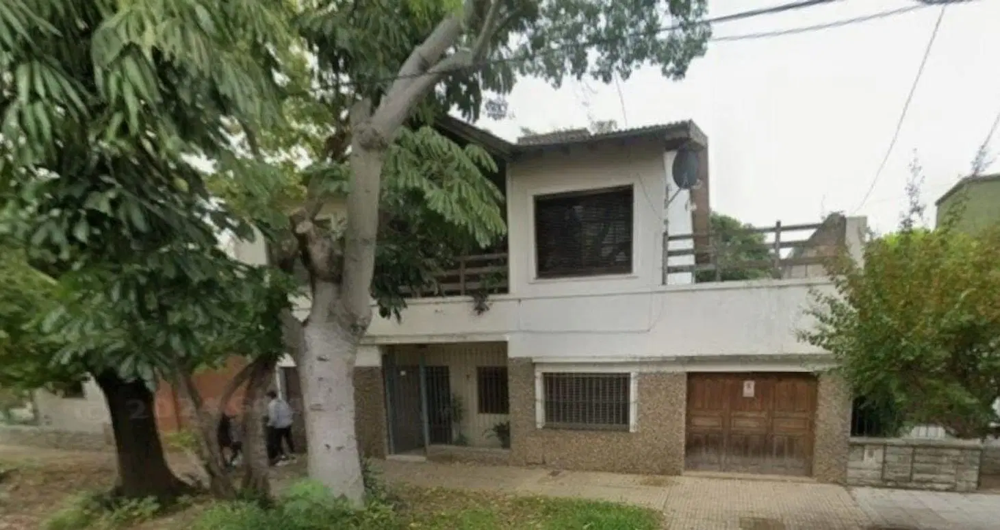 Casa 5 ambientes en Venta Banfield con patio 2
