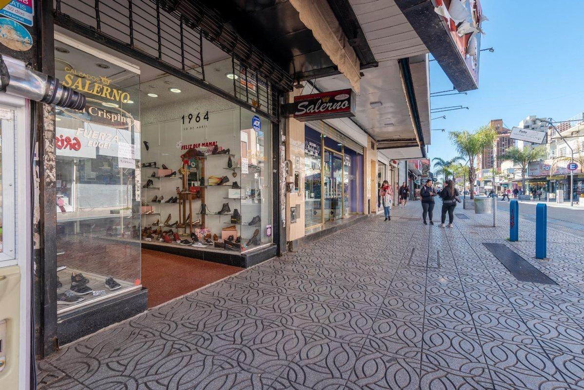 VENTA LOCAL PEATONAL 9 de JULIO LANUS ESTE