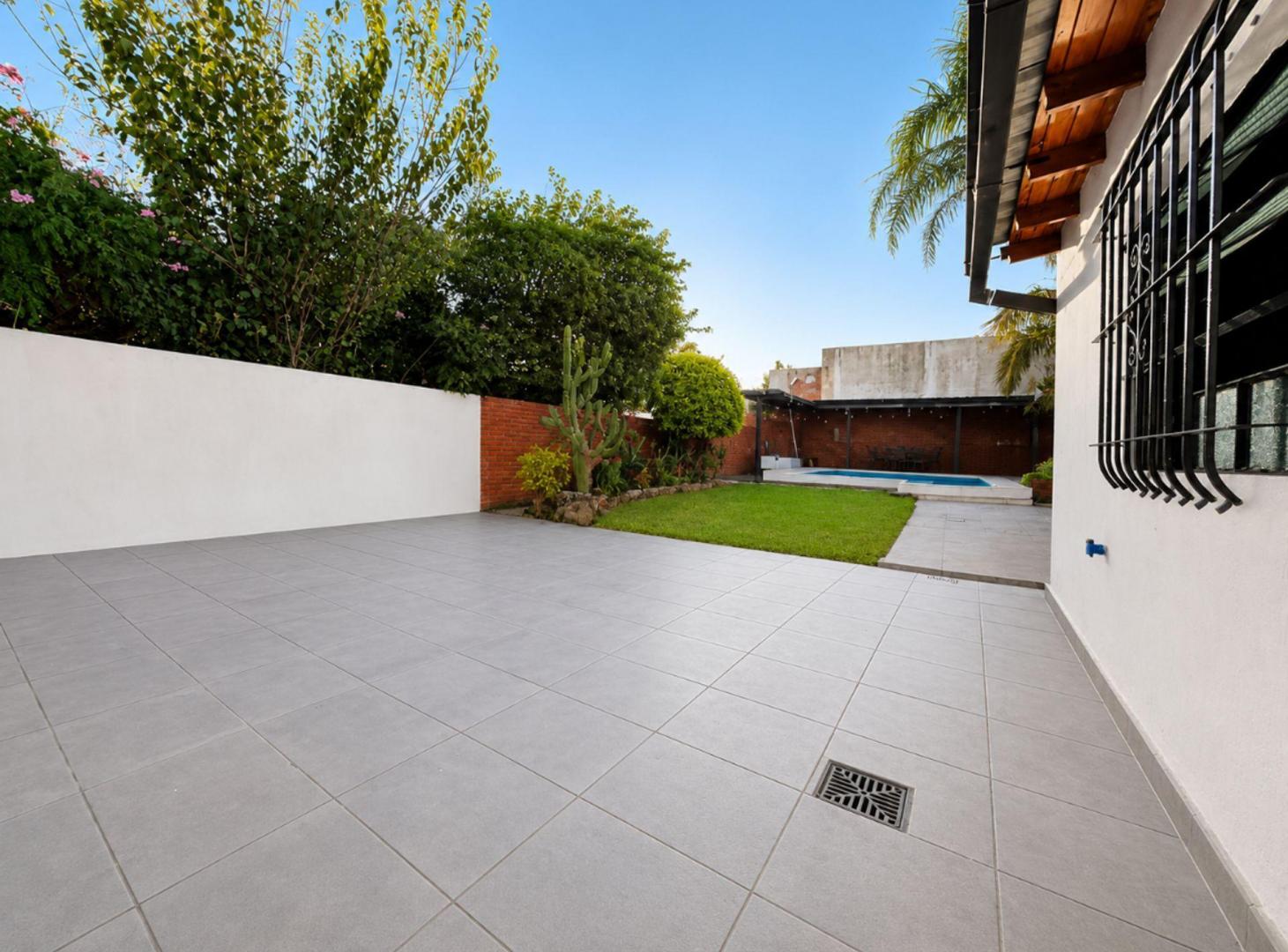 Foto de Casa BANFIELD jardin, fondo, piscina, parrilla, imagen 5
