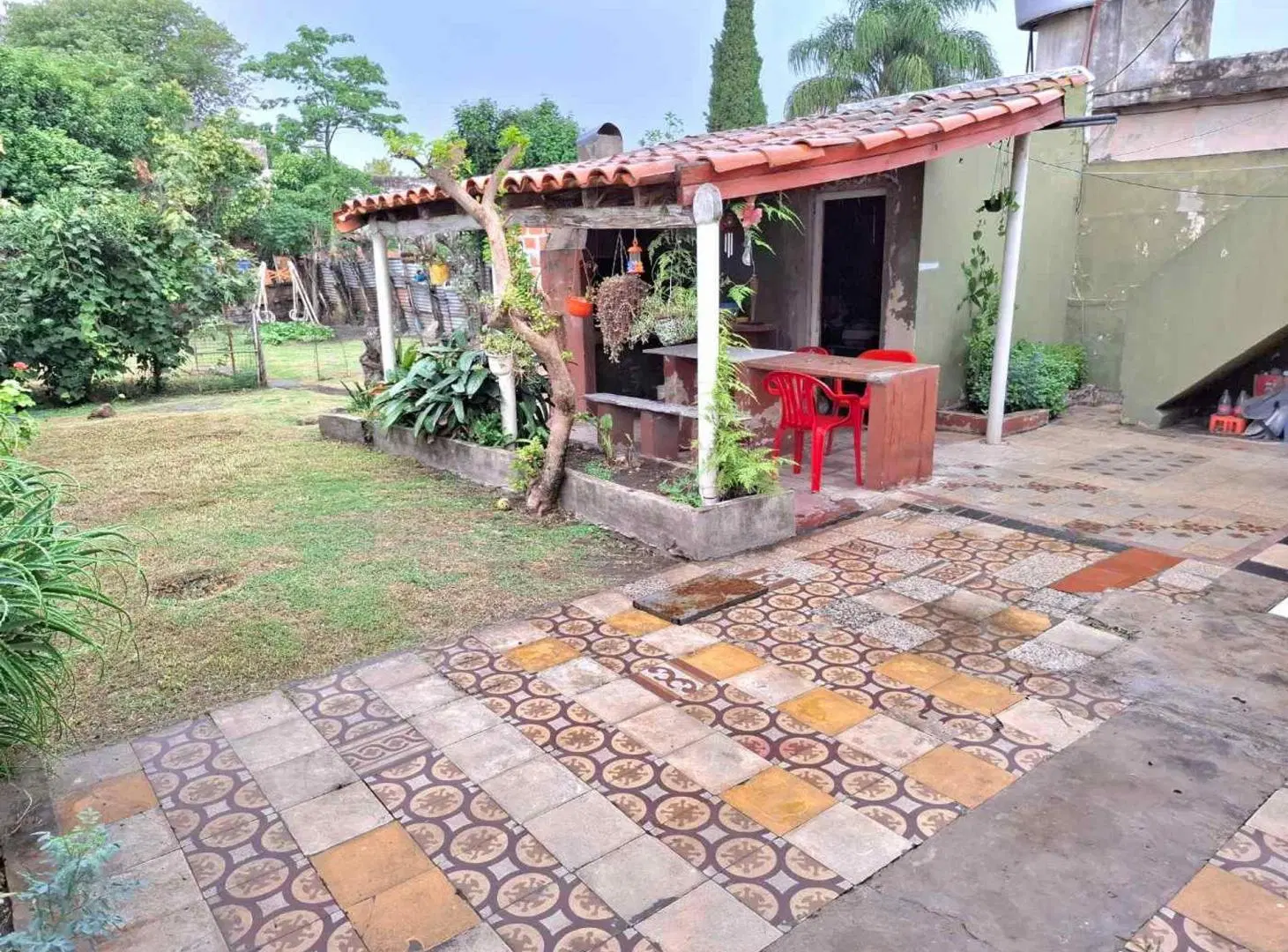 CASA 3 AMBIENTES VENTA TEMPERLEY JARDIN Y COCHERA 3