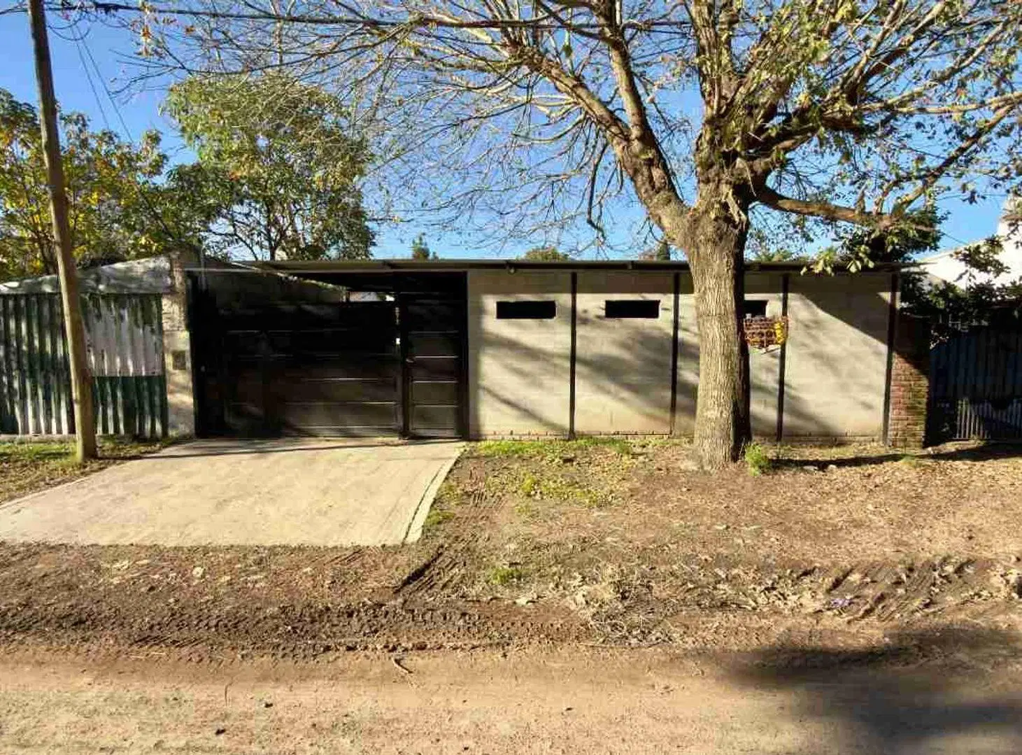 CASA + 2 DEPARTAMENTOS en BLOCK VENTA SAN VICENTE 4