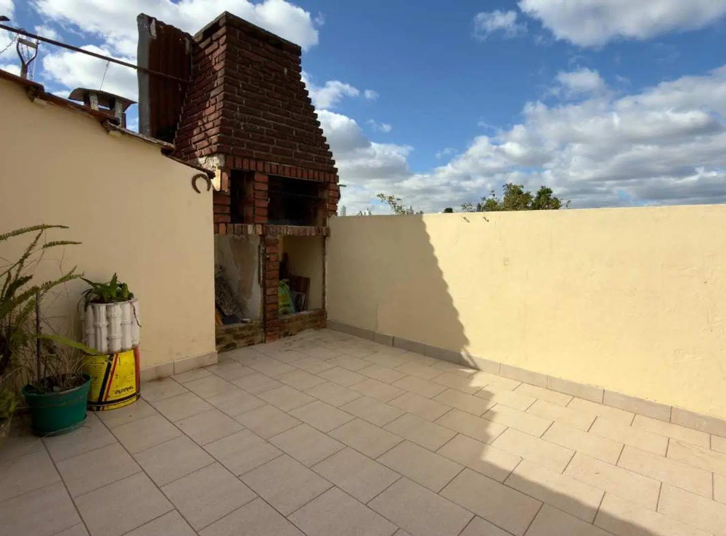 DEPARTAMENTO PH 4AMB LOMAS CON TERRAZA 2