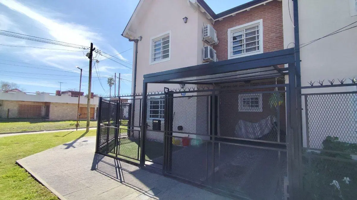 PH TRES AMBIENTES VENTA EN QUILMES CON COCHERA 4