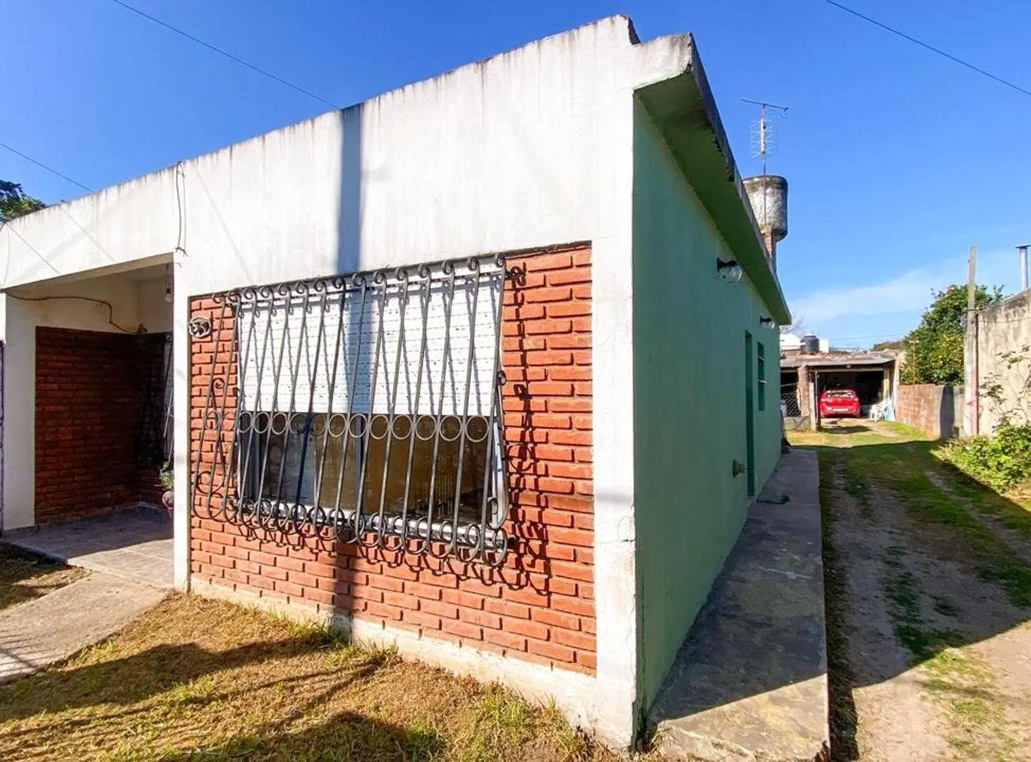 CASA EN VENTA IDEAL DOS FAMILIAS CON FONDO 3