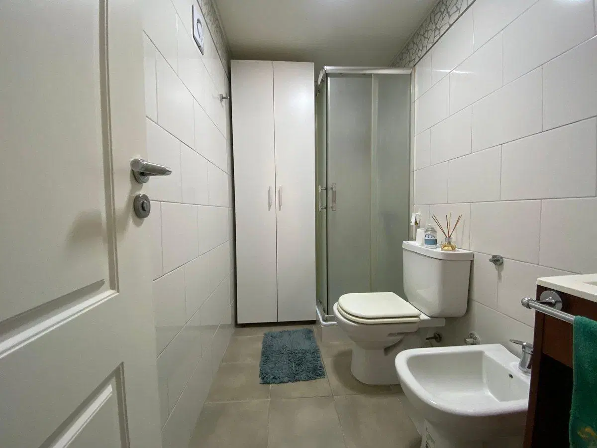 Monoambiente ALQUILER Banfield con balcon 4
