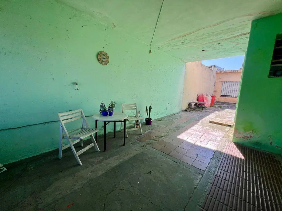 CASA 5 AMBIENTES EN VENTA EN LUIS GUILLON 5