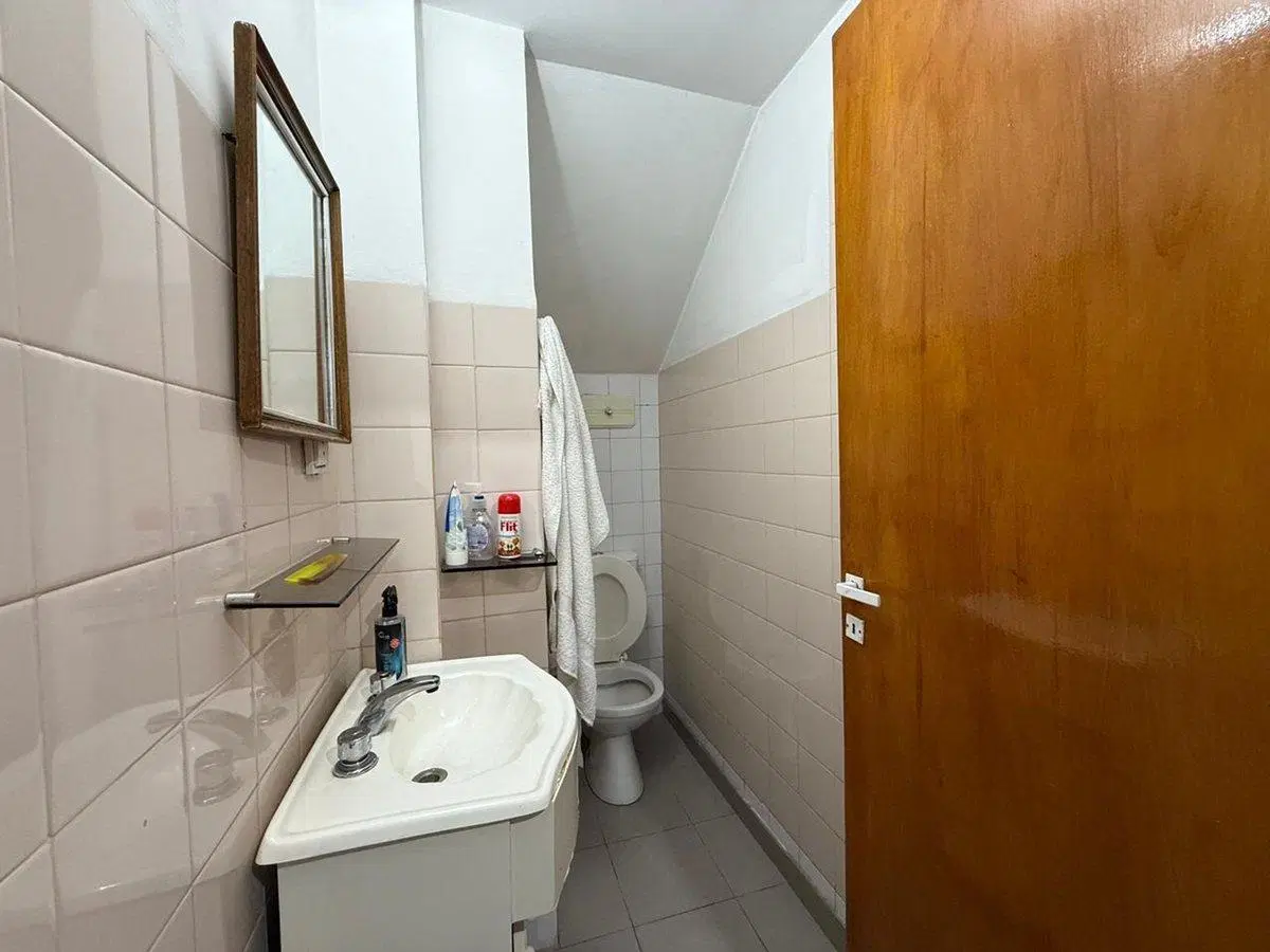 CHALET 4 AMBIENTES EN VENTA LOMAS DE ZAMORA CENTRO 2