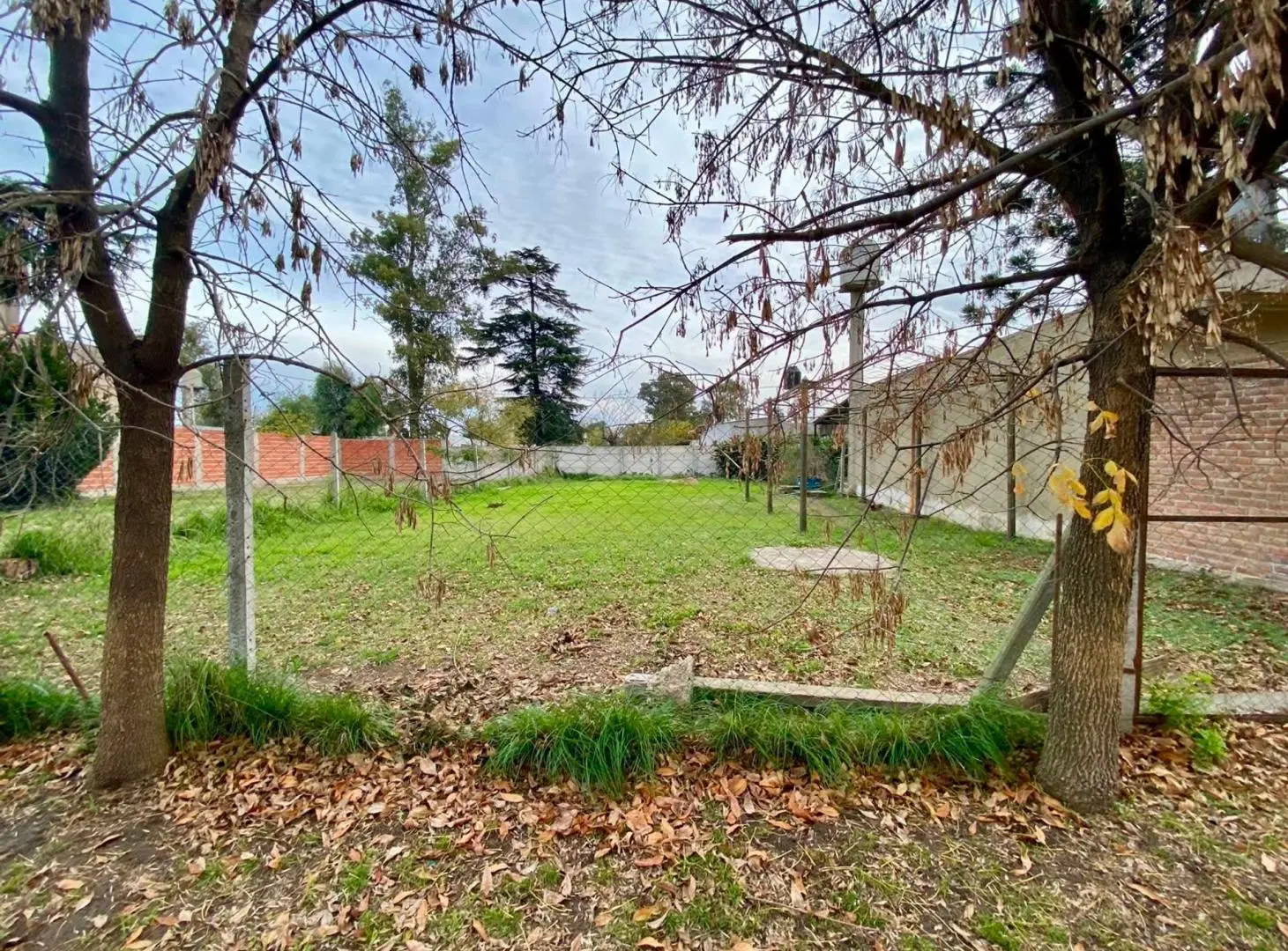 LOTE EN VENTA EN LONGCHAMPS-312 m2 DE OPORTUNIDAD! 5