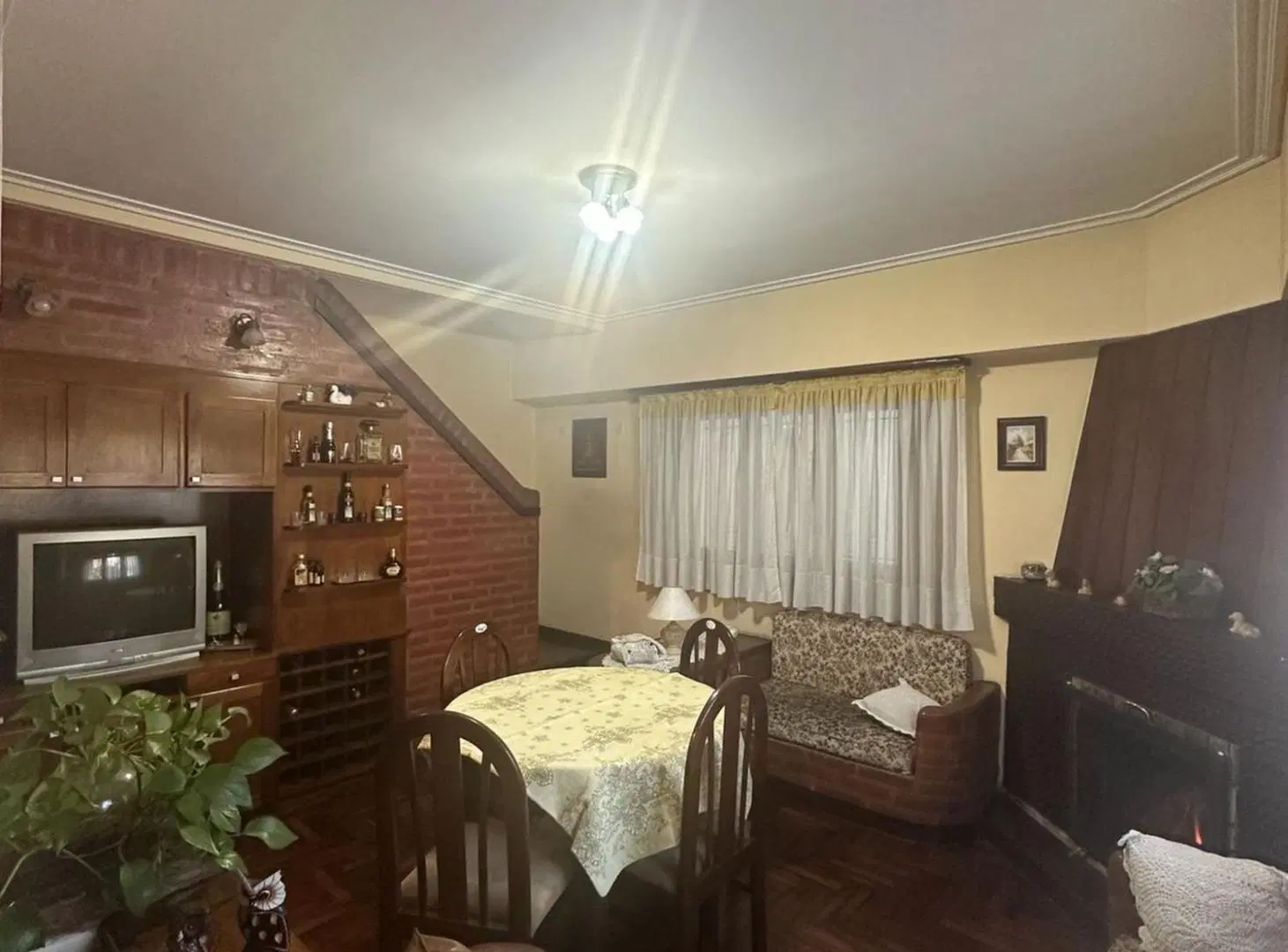 CASA EN VENTA 4 AMBIENTES EN JOSE MARMOL 2