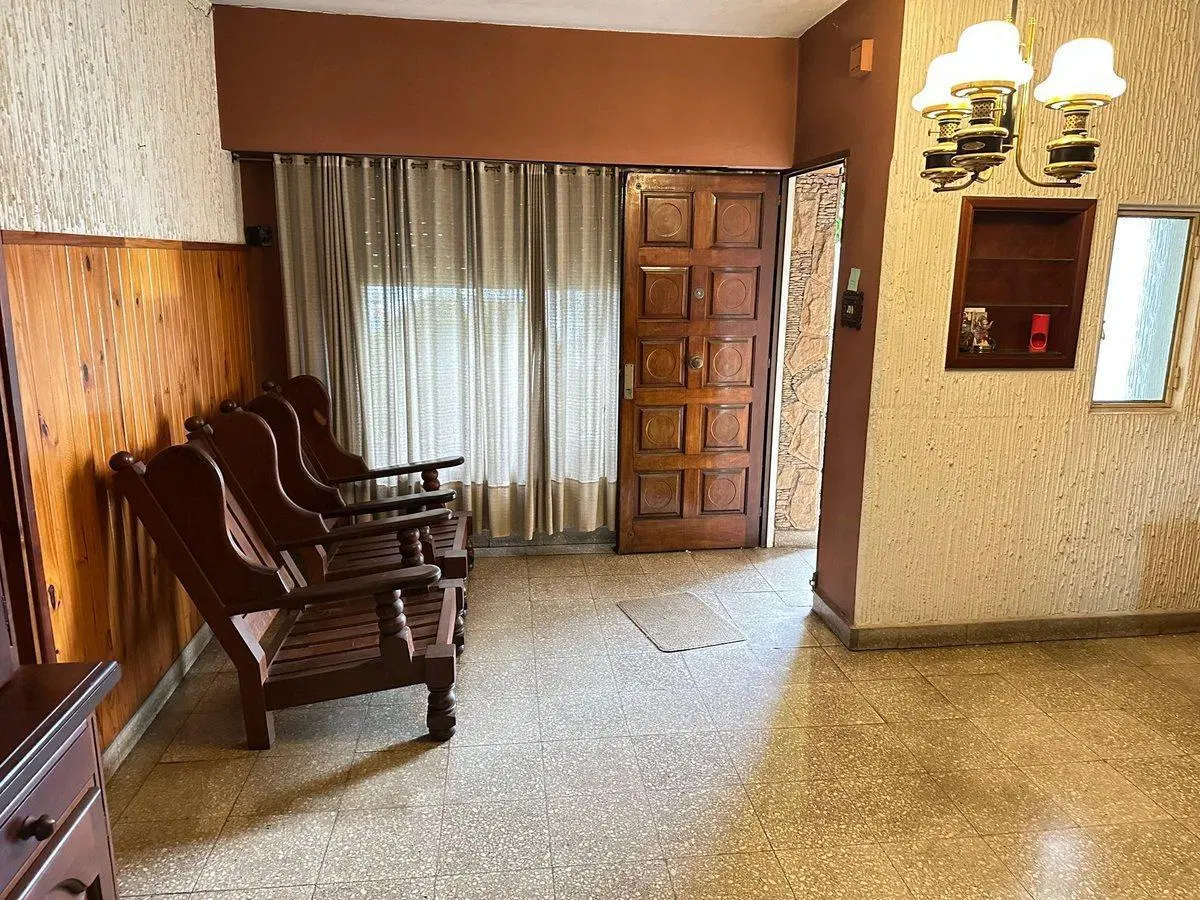 PH CASA 4 AMBIENTES VENTA COCHERA PATIO TEMPERLEY 2