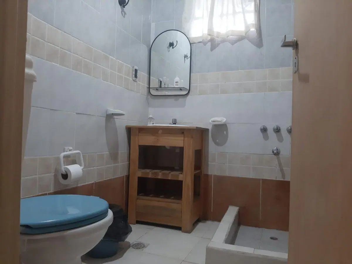 CASA 2 AMBIENTES EN VENTA EN GONZALEZ CATAN 2