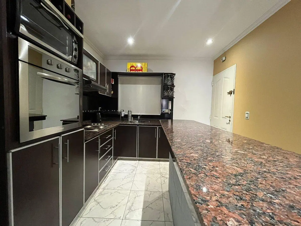 DEPTO EN VENTA 2 AMBIENTES EN VALENTIN ALSINA 4