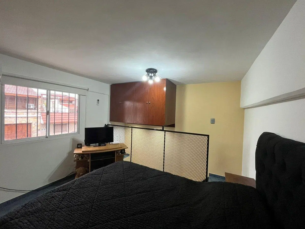 DEPTO EN VENTA 2 AMBIENTES EN VALENTIN ALSINA 5
