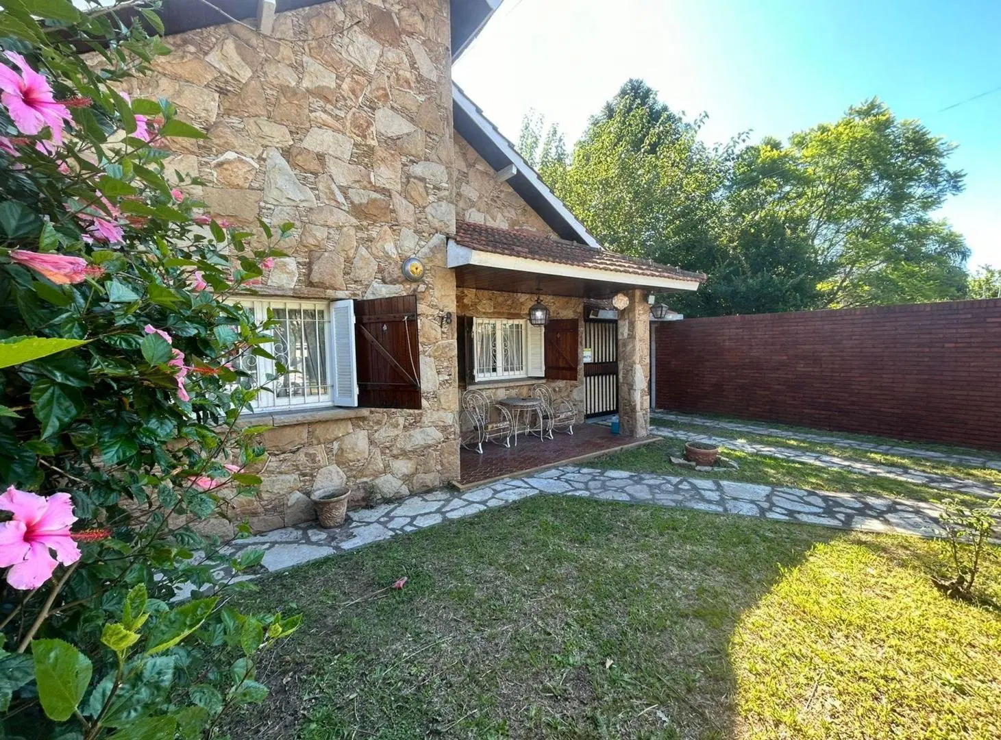 CASA 5 AMBIENTES CON PILETA EN VENTA MONTE GRANDE 5