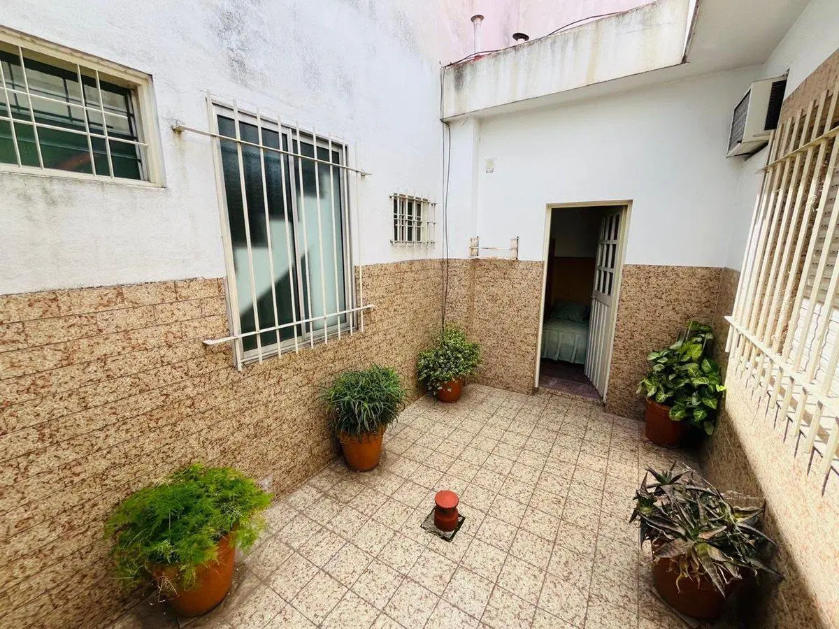 VENTA CASA 5 AMBIENTES DOS FAMILIAS TERRAZA LANUS 5