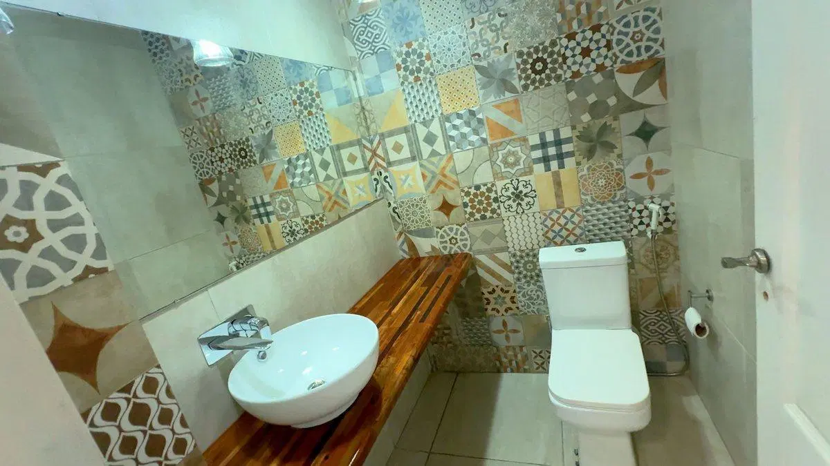 CASA EN VENTA EN BANFIELD 5